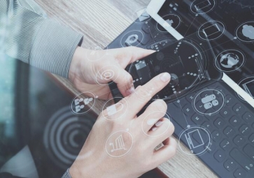 生物計算機：利用生物學的計算潛力